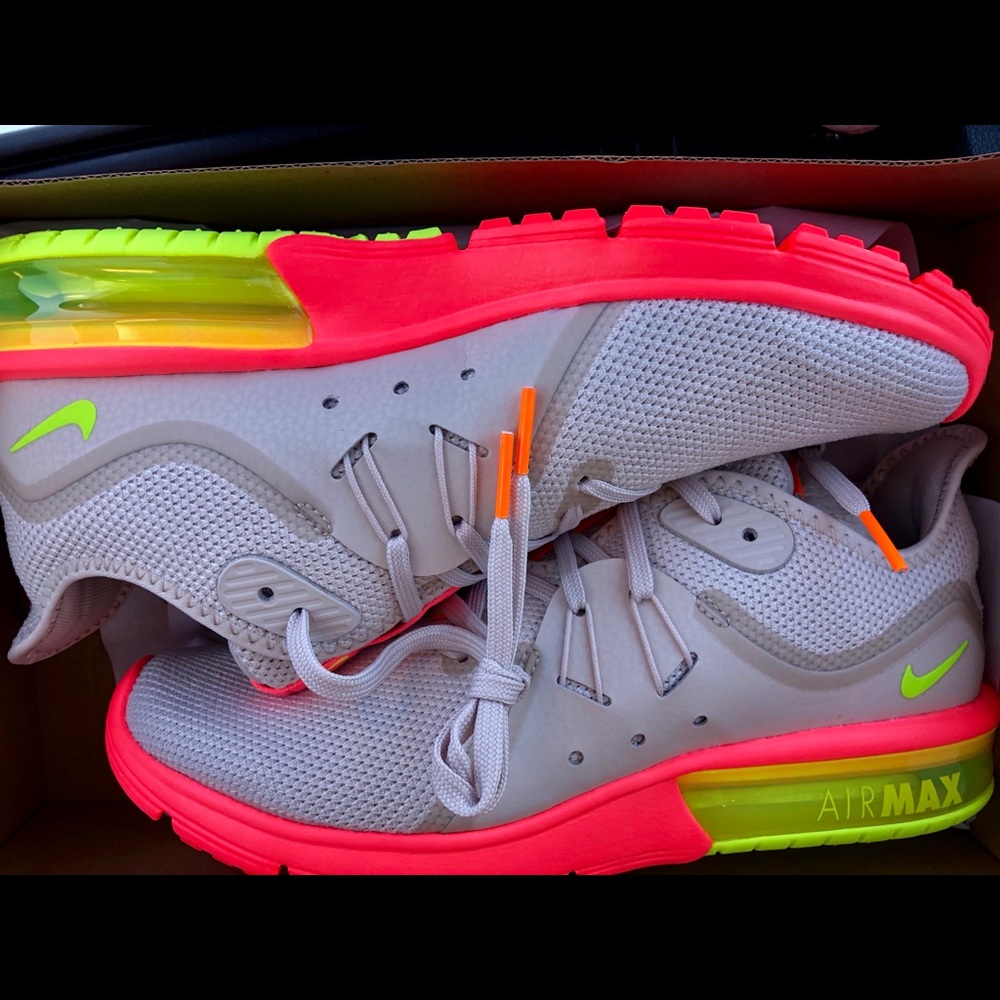 Brand new Air Max Sequent 3